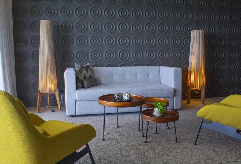 فندق The Fives Oceanfront