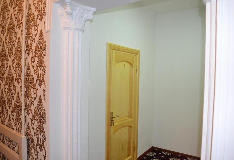 بنسيون Khiva Karim Sulton