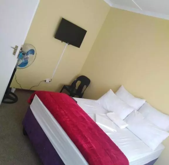 ペンション Metinat Guest House