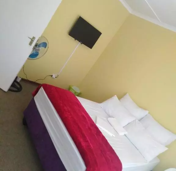 ペンション Metinat Guest House