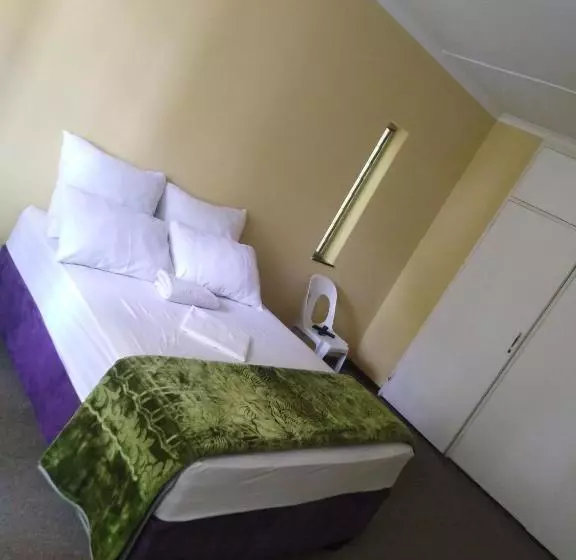 ペンション Metinat Guest House