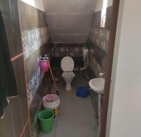 Pension (Hôtel basse catégorie) Nidhivan Homestay