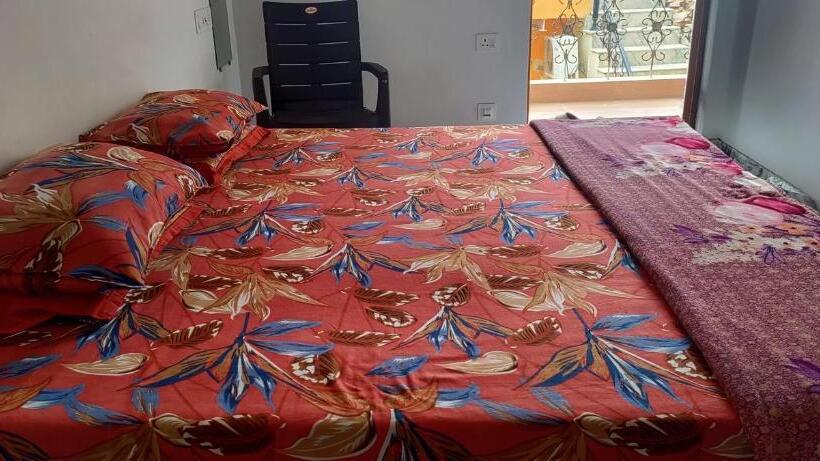 Pension (Hôtel basse catégorie) Nidhivan Homestay