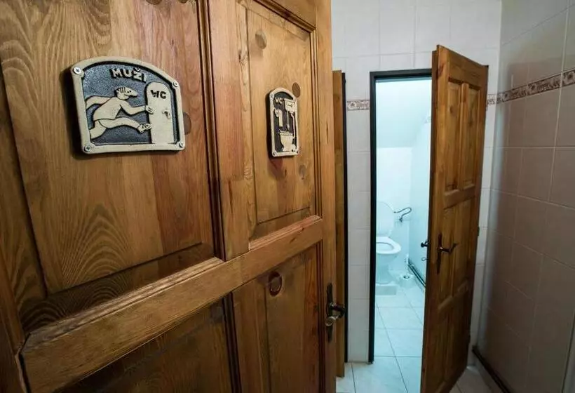 Majatalo Penzion Pod Kapličkou