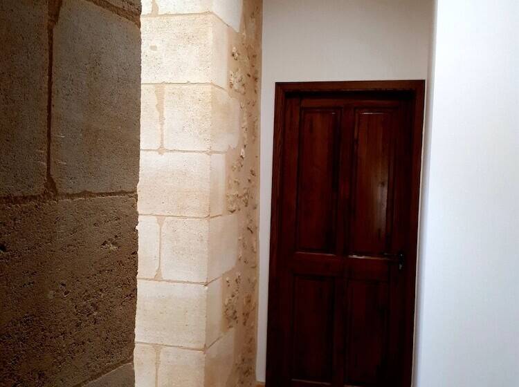 تختخواب و صبحانه Domaine De Garat