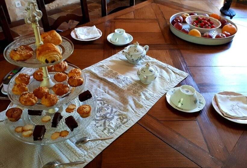 تختخواب و صبحانه Domaine De Garat