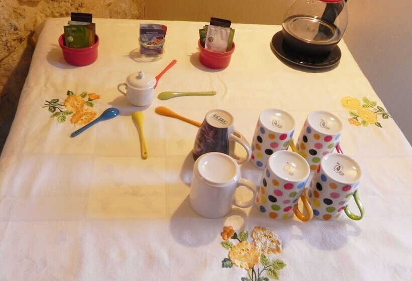 تختخواب و صبحانه Domaine De Garat