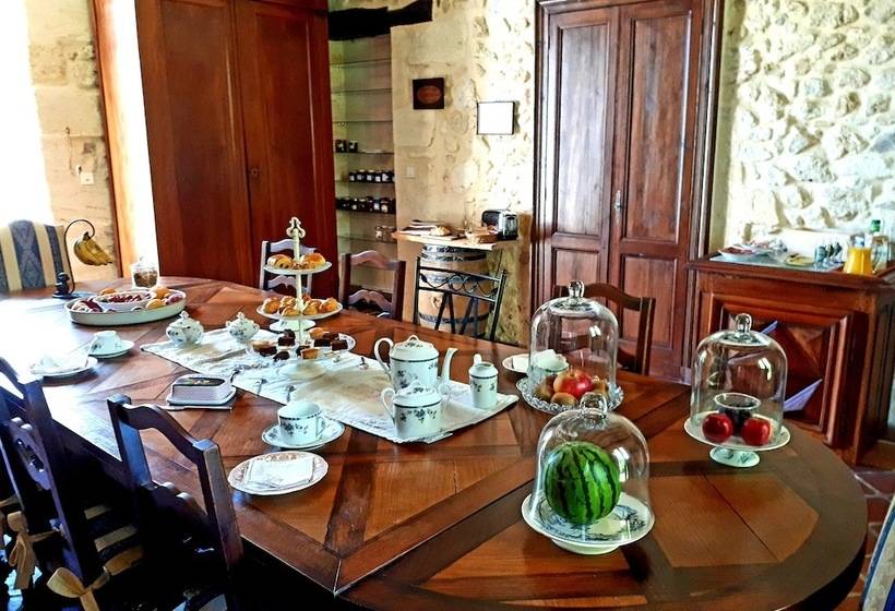 تختخواب و صبحانه Domaine De Garat