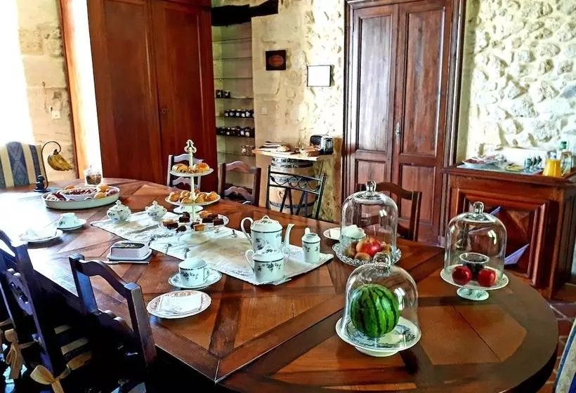تختخواب و صبحانه Domaine De Garat