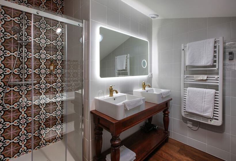 تختخواب و صبحانه Domaine De Garat