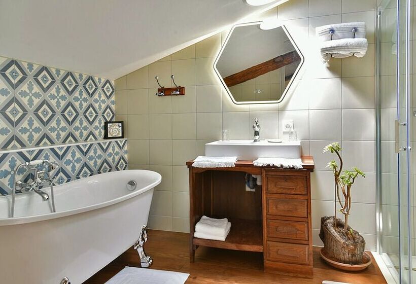 تختخواب و صبحانه Domaine De Garat