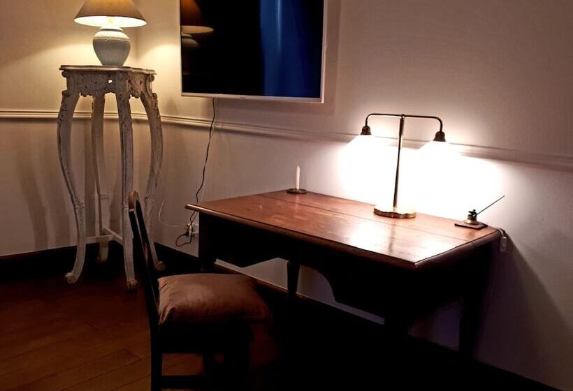 تختخواب و صبحانه Domaine De Garat