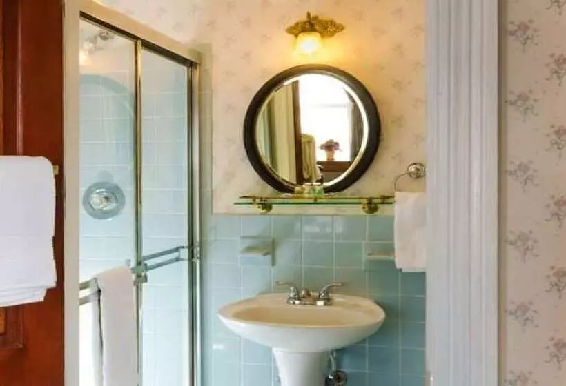 Aamiaismajoitus (B&B) Solomons Victorian Inn