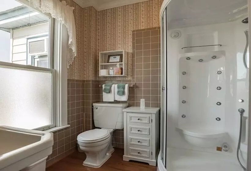 Aamiaismajoitus (B&B) Solomons Victorian Inn