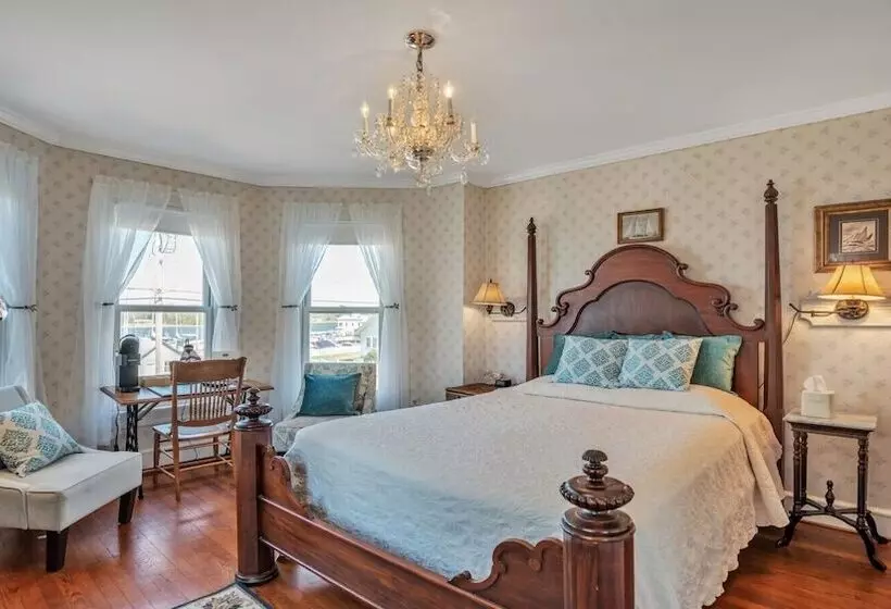 Aamiaismajoitus (B&B) Solomons Victorian Inn