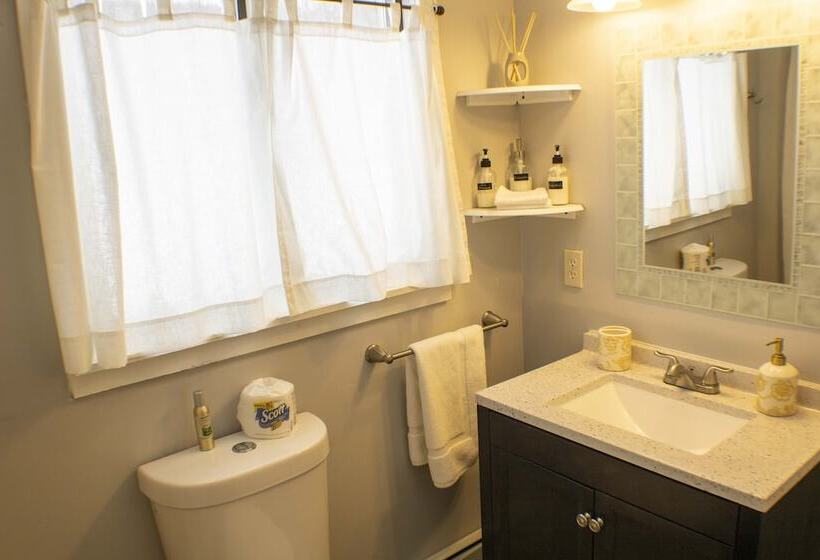 민박 The Engel House