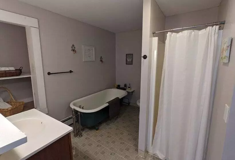 Aamiaismajoitus (B&B) The Engel House