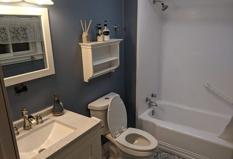 민박 The Engel House