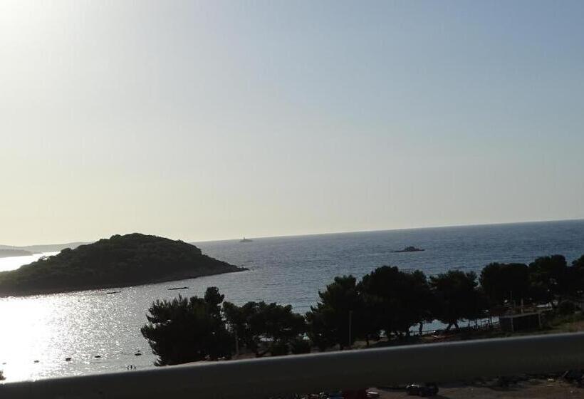 בית מלון כפרי Ardiani