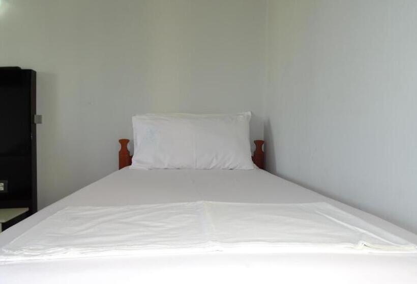 בית מלון כפרי Ardiani