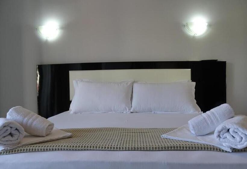 בית מלון כפרי Ardiani