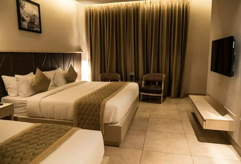 Hotelli Cholaa Dynasty   A Bergamont