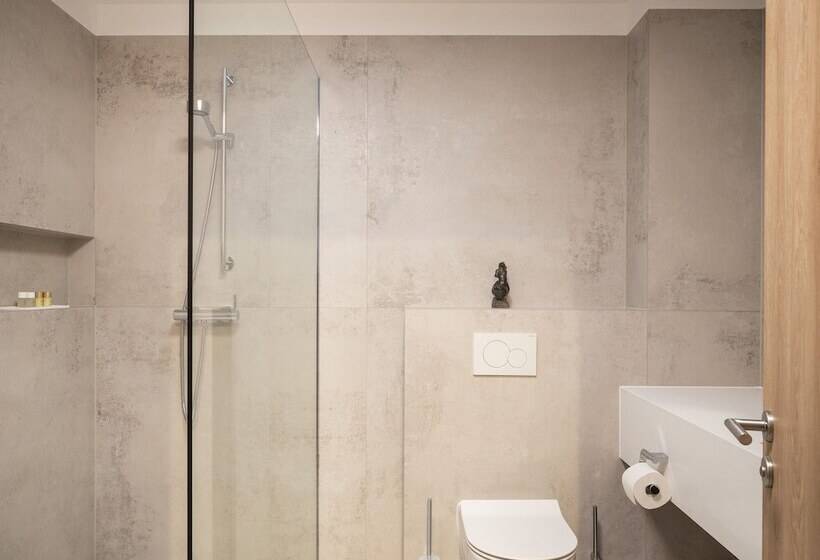 Отель Home & Work