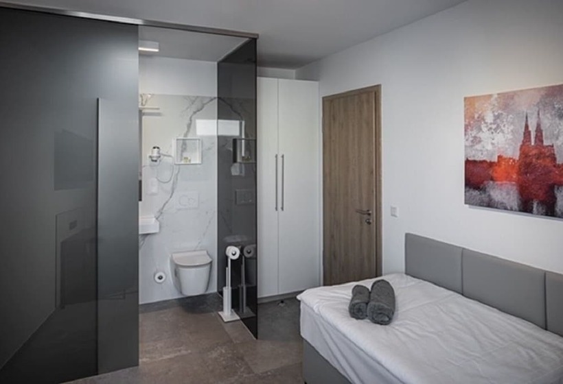 Отель Home & Work