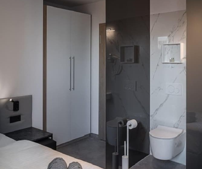 Отель Home & Work