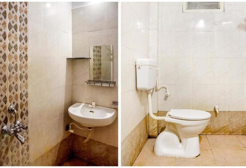 Hotel Oyo 70450  Maple Tree