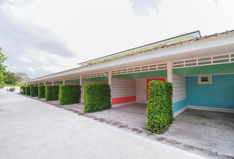 בית מלון כפרי Oyo 760 Inn Chan Resort