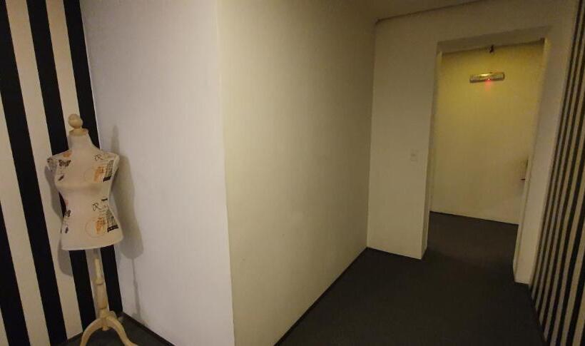 فندق Voila La Moneda