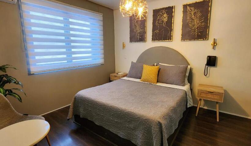 فندق Voila La Moneda