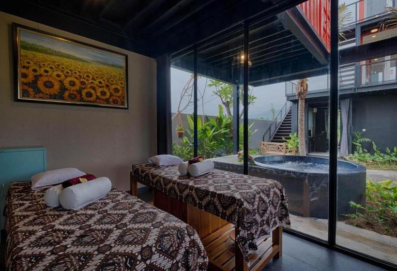 펜션 Girimana Guest House