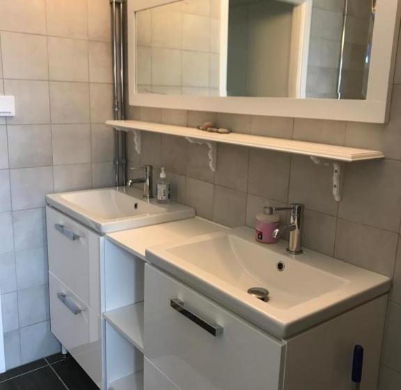 פנסיון Mattsarve Gästgiveri