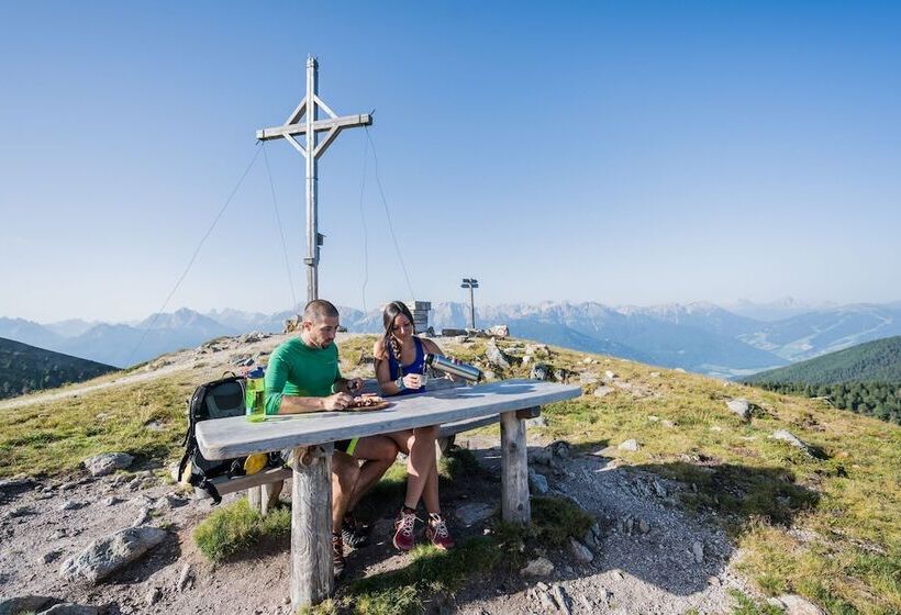 Alpine Nature Hotel Stoll