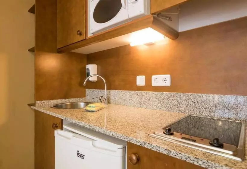 Aparthotel La Vall Blanca