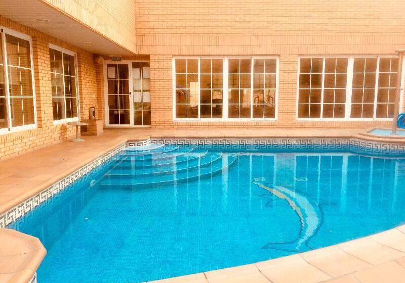 Aparthotel Los Girasoles