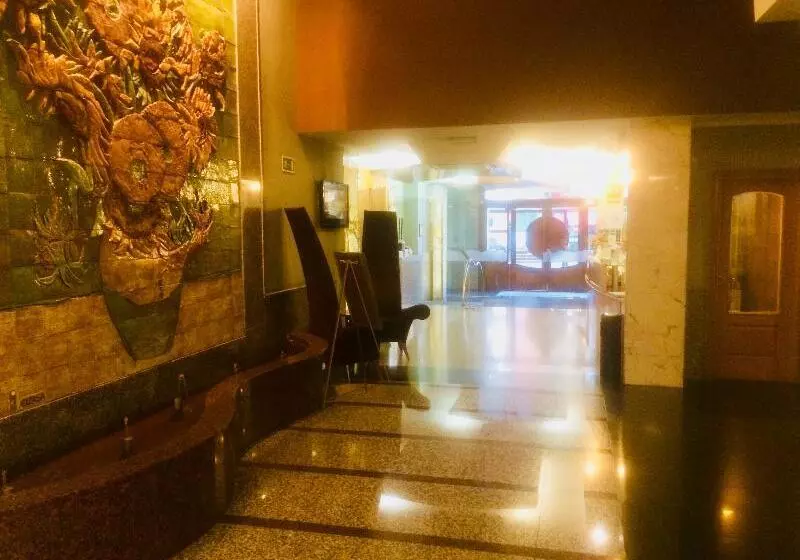 Aparthotel Los Girasoles