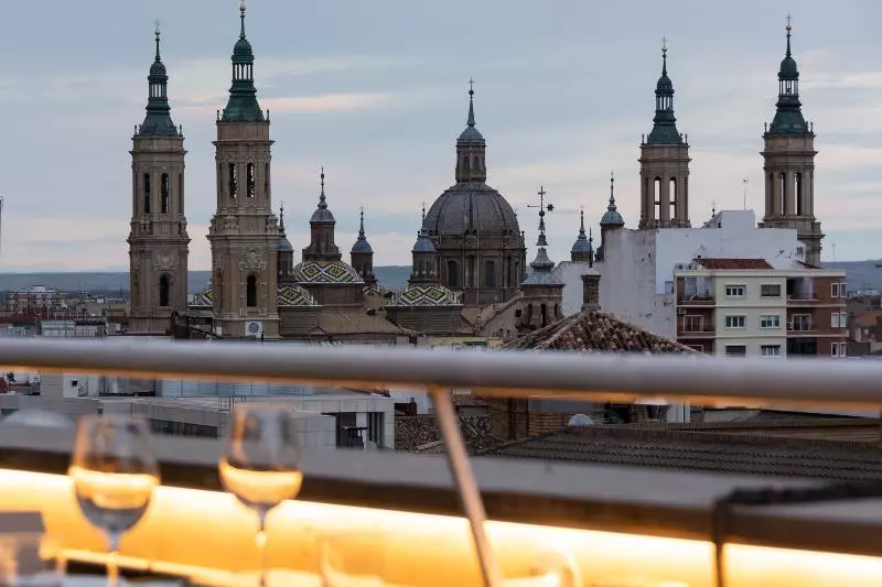 Aparthotel Los Girasoles