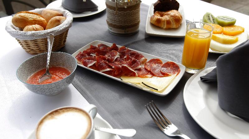 Aparthotel Los Girasoles