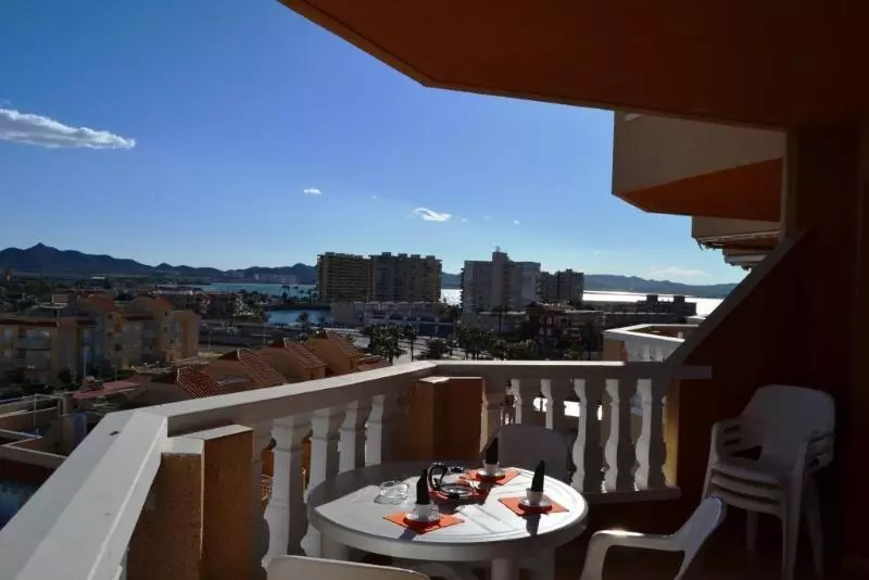 Apartamentos Turísticos Hawaii 6