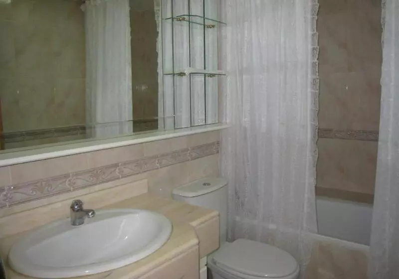 Apartamentos Turísticos Hawaii 6