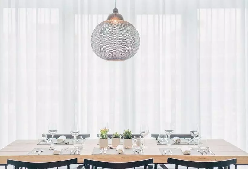 Aqualuz Lagos by The Editory