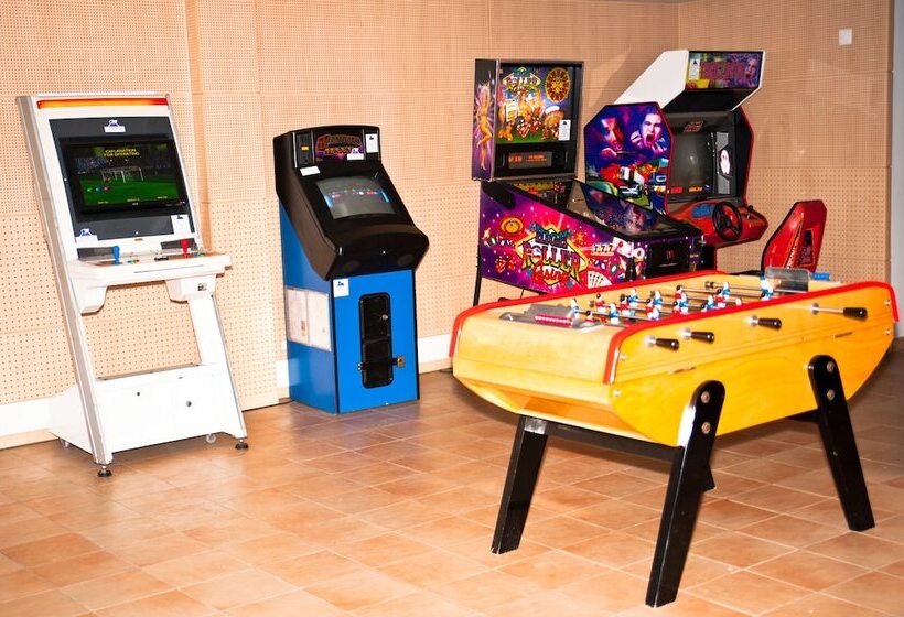 Aqualuz Lagos by The Editory