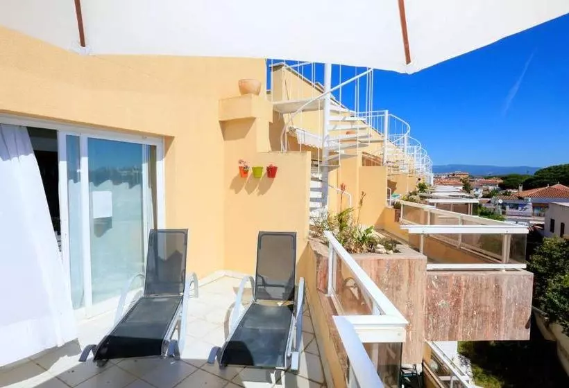 Austral Only Families