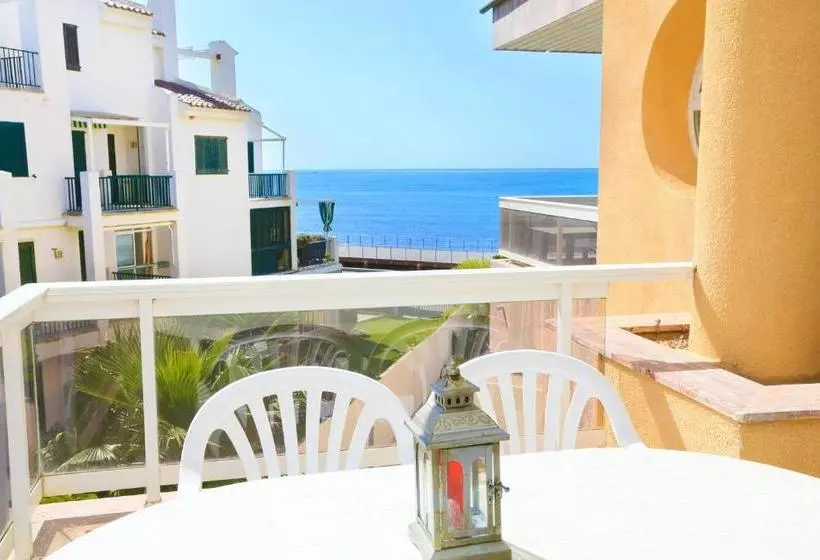 Austral Only Families