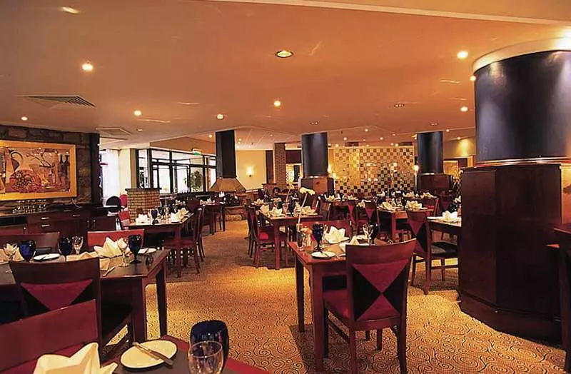 هتل Britannia  Edinburgh