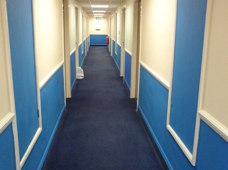 هتل Britannia Edinburgh