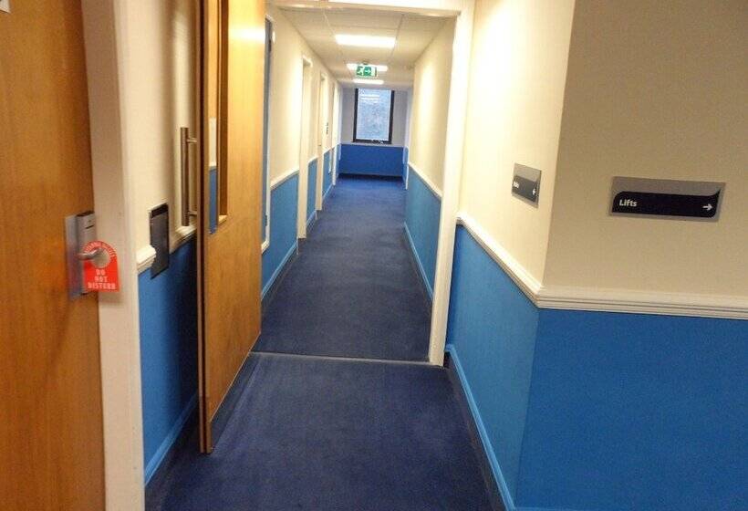 هتل Britannia Edinburgh